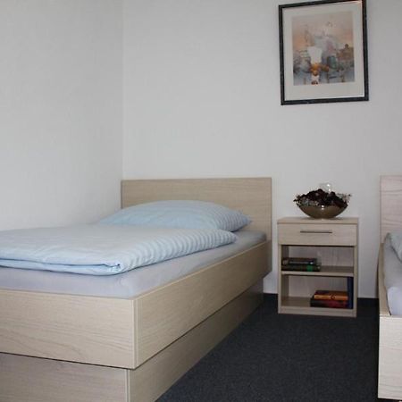 Pension Stadler Obertraubling 外观 照片